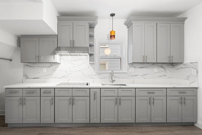 Foto del edificio - 252 Safford St