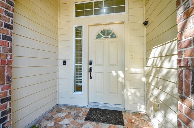 Foto del edificio - 18235 Bonham Oaks Ct