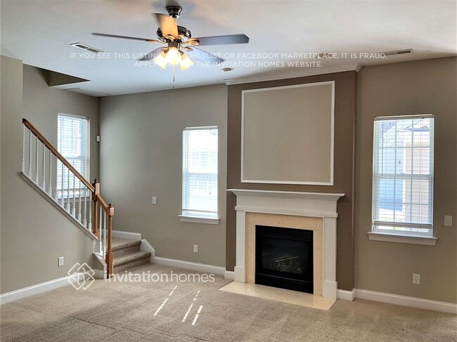 Building Photo - 10546 Alvarado Way