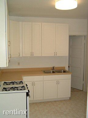 Building Photo - 5218 N Wolcott Ave
