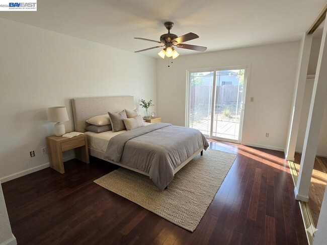 Foto del edificio - 34 Kingswood Dr