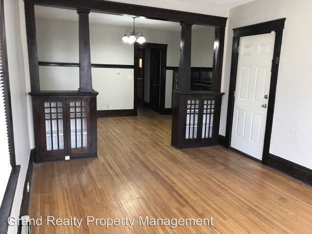 Building Photo - 184 N Saratoga St