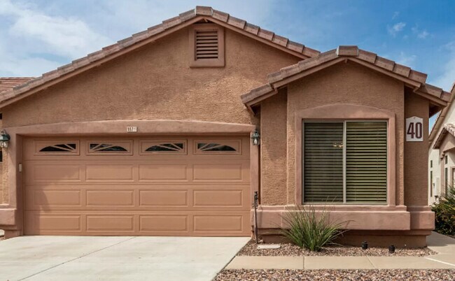 Foto del edificio - 2250 E Deer Valley Rd