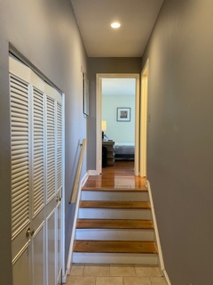 Building Photo - 350 Grovers Ave