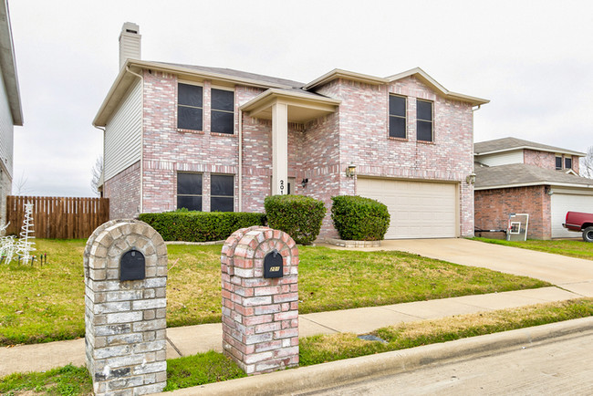 Building Photo - 201 Stoneridge Dr