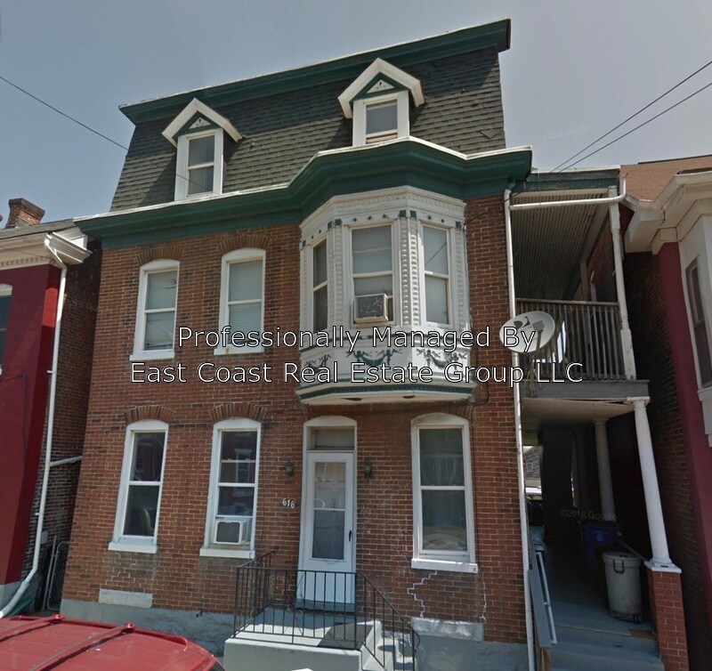 Primary Photo - 616 W Franklin St