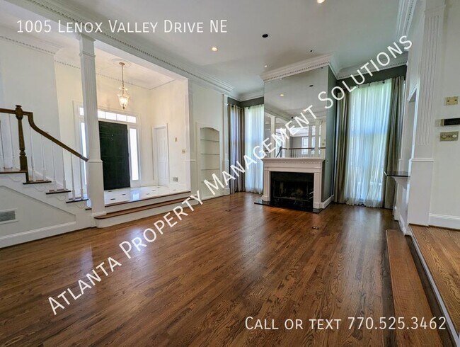 Foto del edificio - 1005 Lenox Valley Dr NE