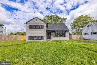 Building Photo - 136 Brookside Blvd