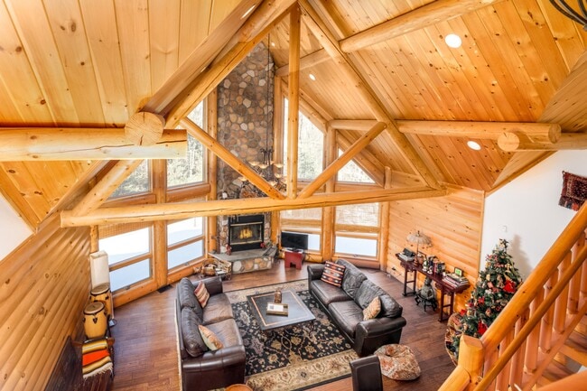 Foto del edificio - 451 Krumville Rd