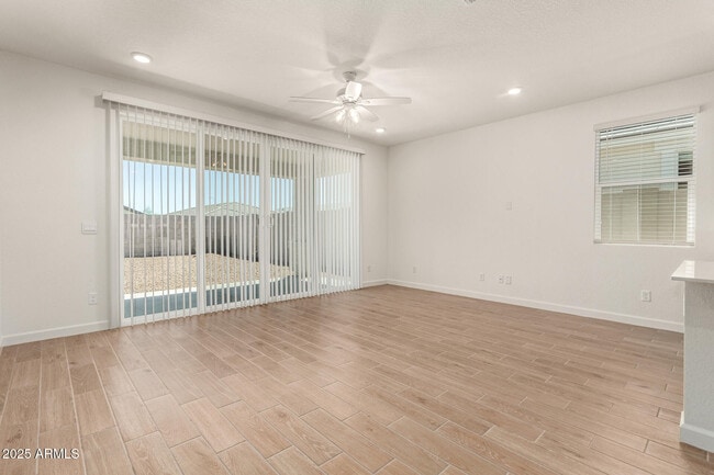 Building Photo - 17735 W Msn Ln