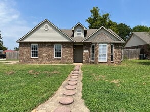 Building Photo - 3901 Owen St