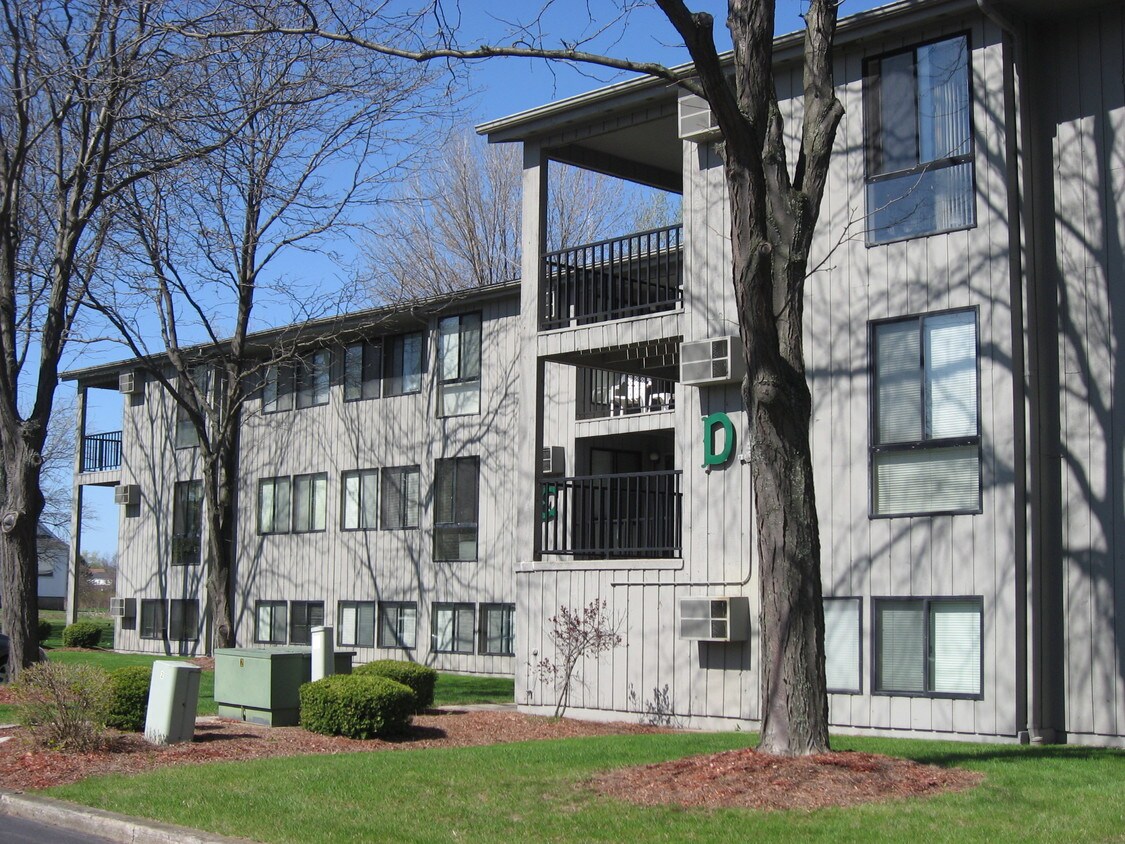 Kellars Lane Apartments Apartments in Liverpool, NY