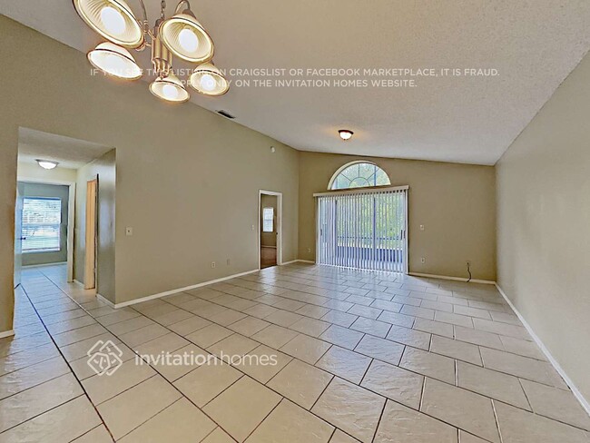 Foto del edificio - 4528 Bridgeton Ln