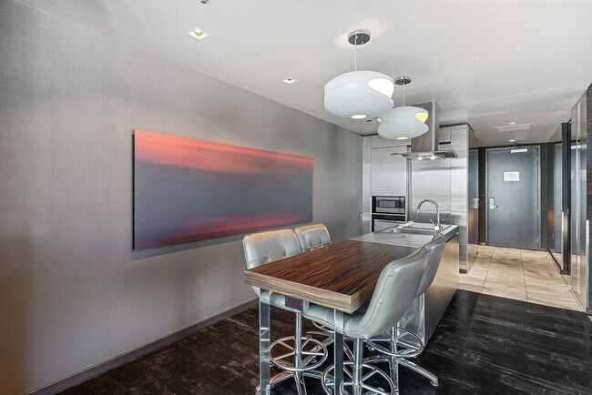 Building Photo - LVP 2301 LLC