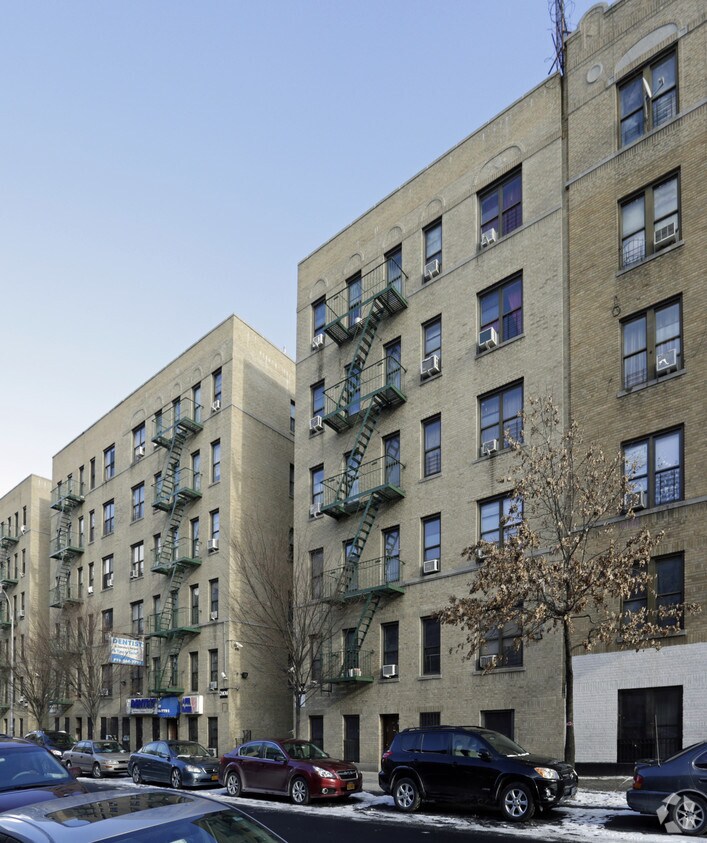 Foto principal - 2406 Walton Ave