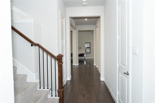 Foto del edificio - 7205 Sanctuary Dr