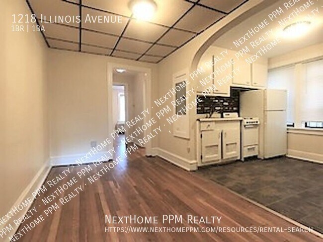 Foto del edificio - 1 Bedroom in Heart of Dormont Great with c...