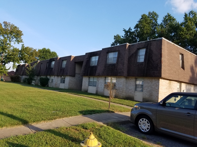 Primary Photo - Treeview Apartments