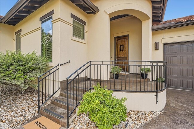Building Photo - 13712 Golden Wave Loop