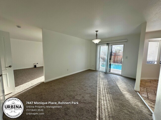 Building Photo - Beautiful 3-Bedroom Home with a Sparkling Pool