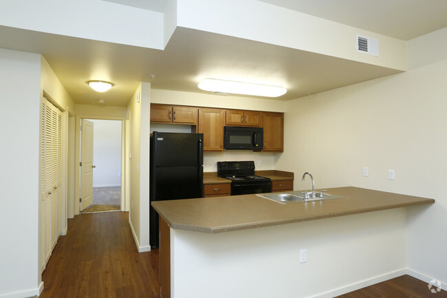 2BR, 2BA - Willow - Copper Peak Apartments