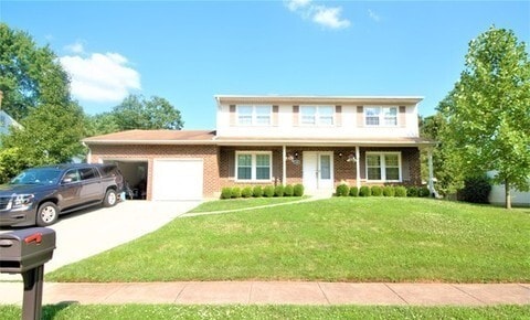 Spacious 4Bd/2.5Bth Single-Family Home with Garage & Fenced Yard – Prime Location! - Spacious 4Bd/2.5Bth Single-Family Home with Garage & Fenced Yard – Prime Location!