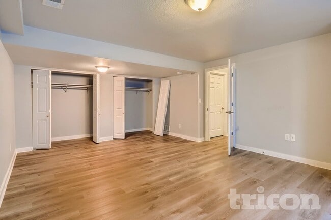 Foto del edificio - 2625 Alpine Ave