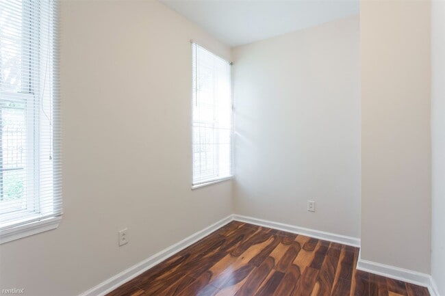 Building Photo - 7 br, 2 bath House - 2035 N 18TH ST Unit 1