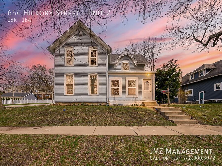 Primary Photo - 654 Hickory St