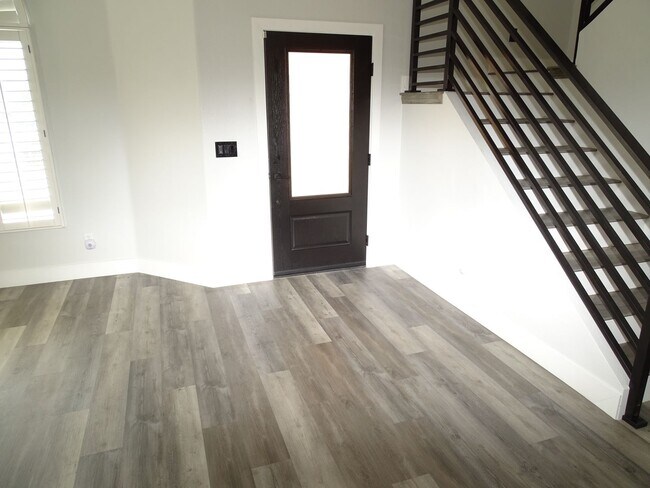 Foto del edificio - 4 Bedroom Home With Pool and Spa