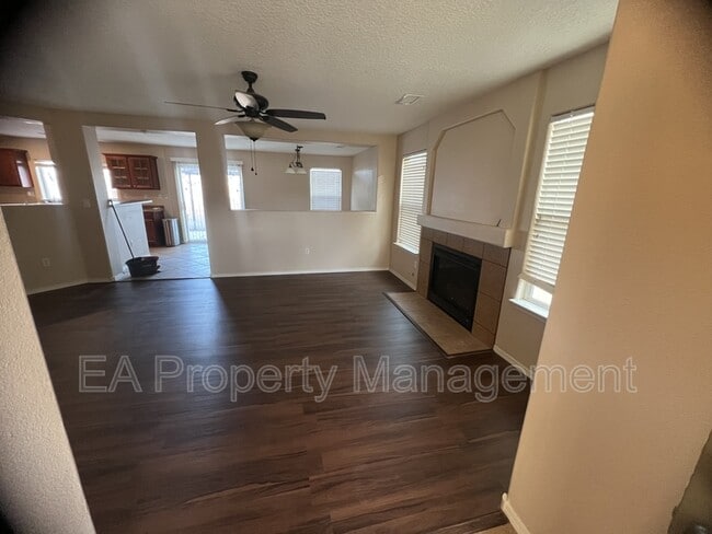 Building Photo - 3644 Clear Creek Rd