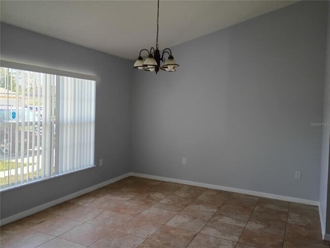 Building Photo - 715 Palaiseau Ct