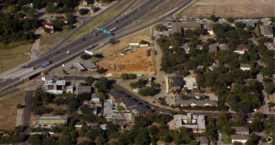 13 Underwood Apartments in Denton, TX