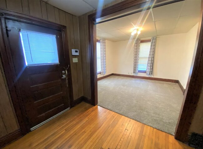 Foto del edificio - Spring Into A New Home!!!