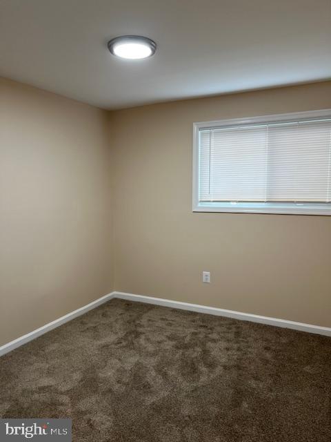 Foto del edificio - 7107 Donnell Pl