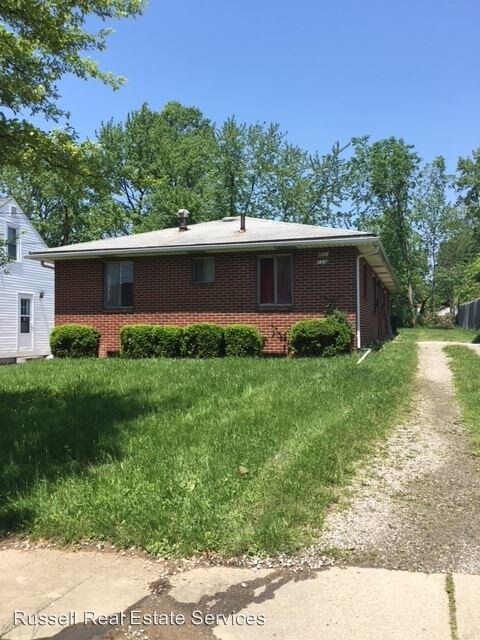Building Photo - 2 br, 1 bath House - Davies Ave. 821