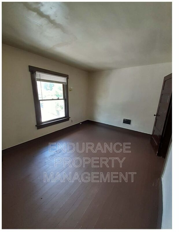 Building Photo - 218-220 Rockwood Ave