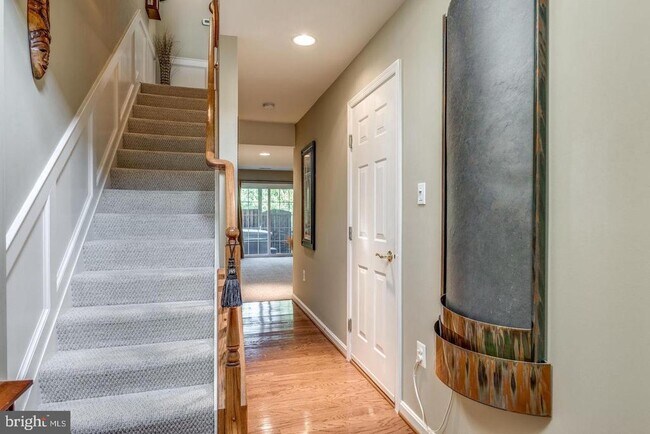 Foto del edificio - 43726 Clear Lake Square