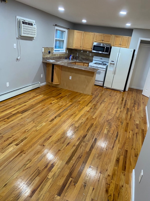 3944 Duryea Ave Unit First Floor, The Bronx, NY 10466 Room for Rent