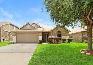 Building Photo - 4318 Plumeria Ave
