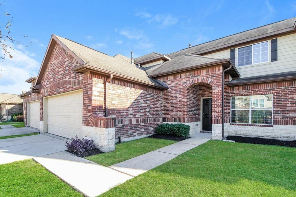 Foto principal - 12222 Maura Lane