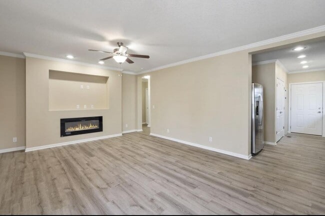 Photo - 2000 Huff Pl Apartment