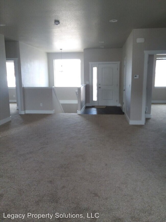Building Photo - 3 br, 2 bath House - 1345 Alyssa Way