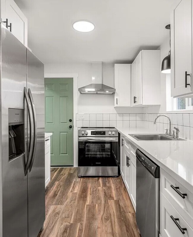 Foto del edificio - 804/806 S Marion Ave