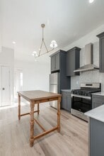 Building Photo - 999 N 15th St