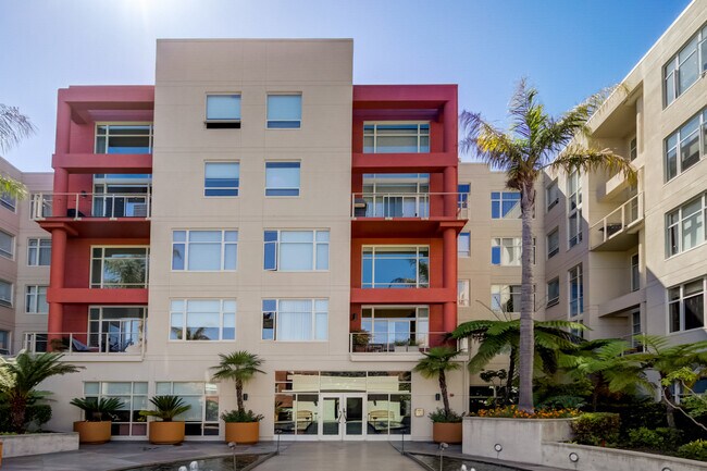 Foto del edificio - 5855 Horton St