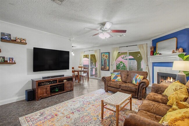 Building Photo - 1730 Oak Valley Dr