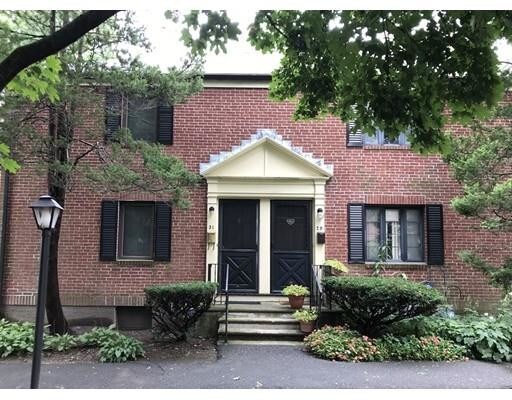 Primary Photo - 31 Pierce Rd