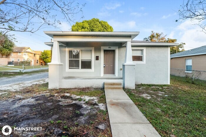 Primary Photo - 1816 12th St S, St Petersburg, FL 33705