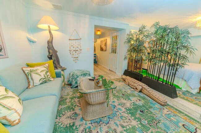 Foto del edificio - 7146 Congdon Rd